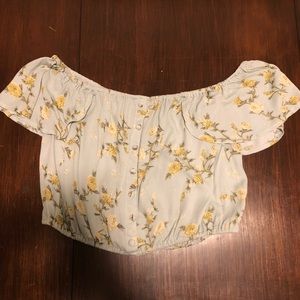 Off the shoulder Crop Top